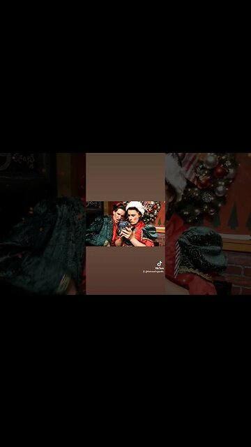 🎄#CHRISTMAS #TARDIS #WHATSTHIS ❄️ #COSPLAY #DOCTORWHO #HOLIDAYS #TRAVELINGTARDIS #SUBSCRIBE #SHORTS