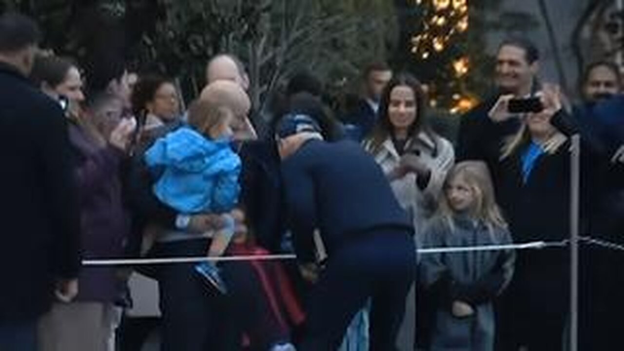 PEDO-PETER (aka Joe Biden) is smelling on little children again! 🤷♂️