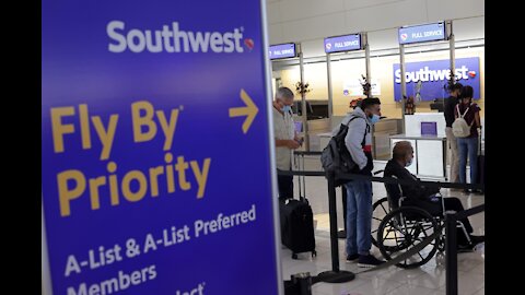 Airline Staff Push Back Against Federal Vaccine Mandate
