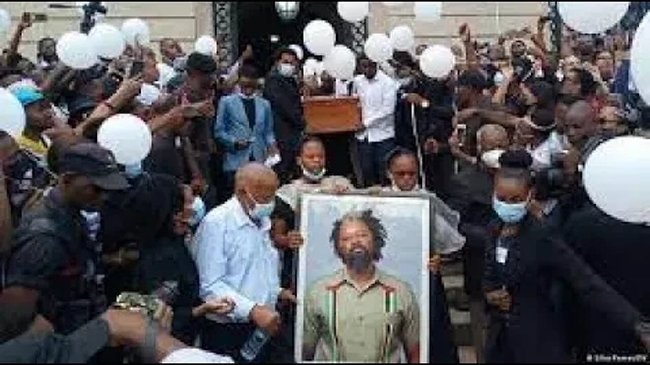 olha o que aconteceu no funeral do rapper azagaia 😭☝