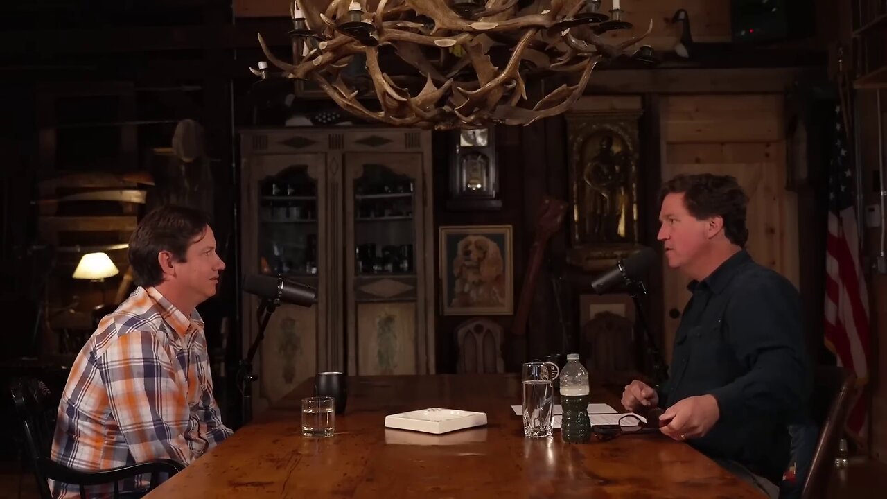 Tucker & Charlie Spiering React to the Al Smith Dinner, & Why Democrats Are Turning against Kamala