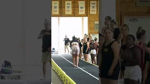 LIT LIT LIT 🔥 🤸🏽‍♂️ 🔥🔥🔥 #shorts #viral #gym #foryou #subscribe