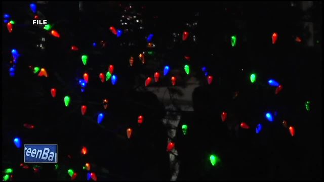 Holiday tree in Green Bay spreads message of peace