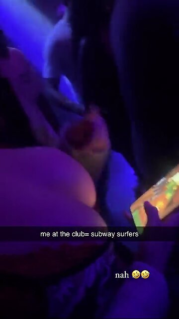 Meldadel Playing Subway Surfers In The Club