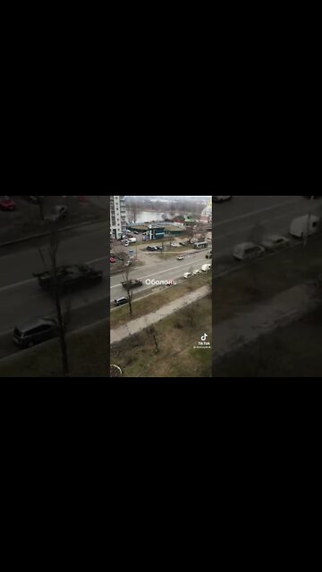 Ukraine War - Weird little exchange between armored vehicles