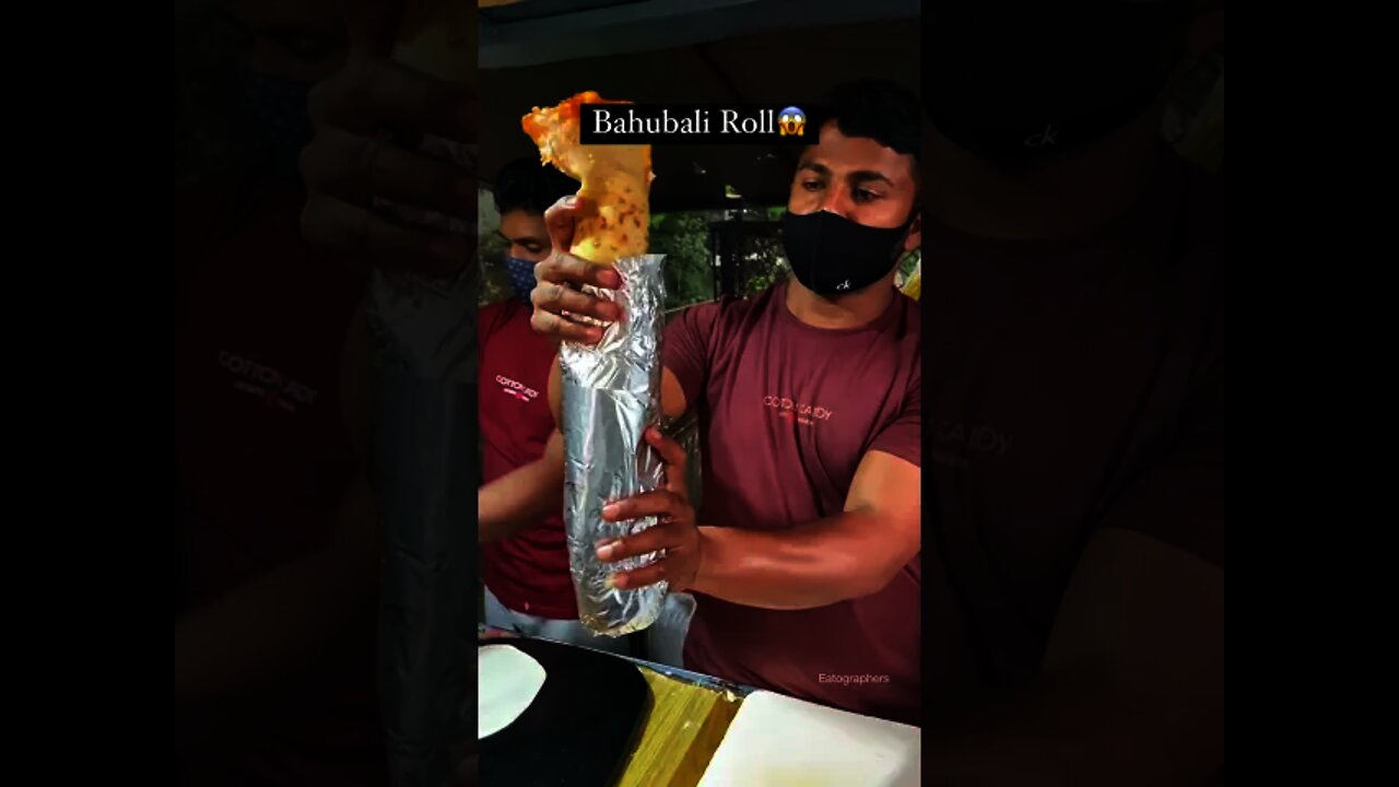 Nashik eatery cooks jumbo roll that is over a foot long