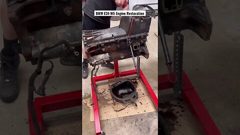 BMW E34 M5 Engine Restoration #bmw #automobile #mechanic #car #restoration #diy #bmwe34 #bmwm5