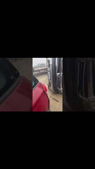 At least 7 dead in massive 158 vehicle pileup in Louisiana.