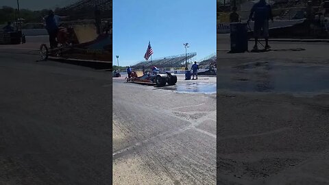 Dragsters burn up tires