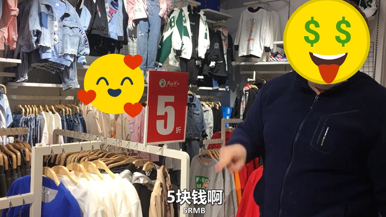 Foreigners Think Clothes Cost 5 Yuan Each Due to Sale Sign, Get a Big Surprise Instead