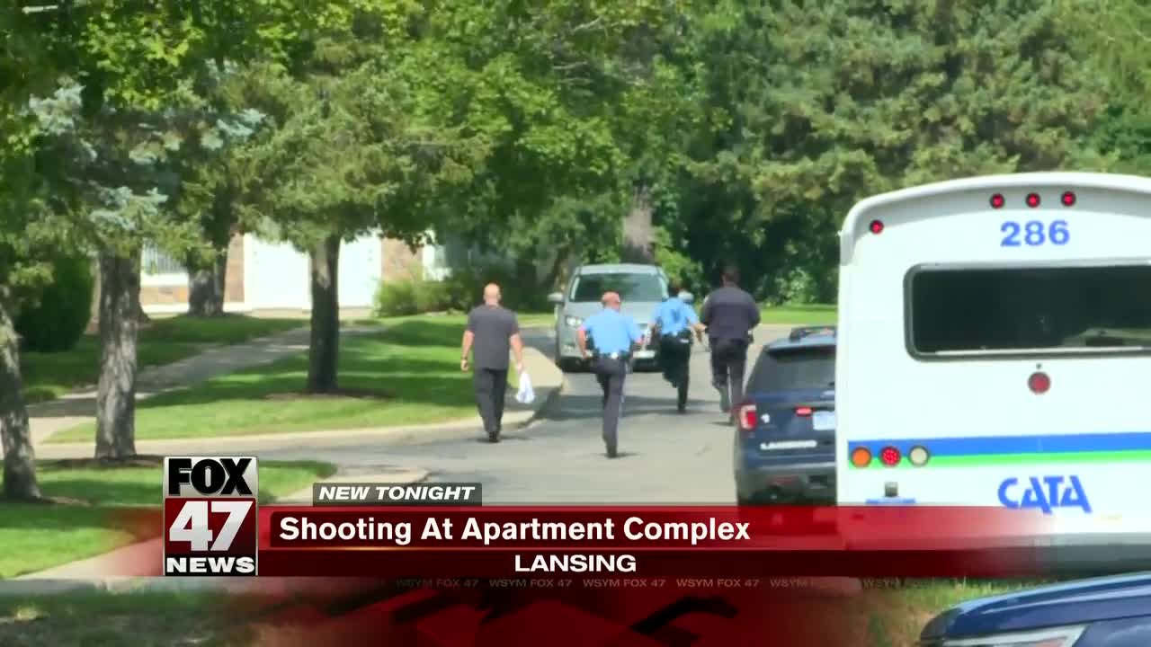 UPDATE: 1 shot at south Lansing apartment complex