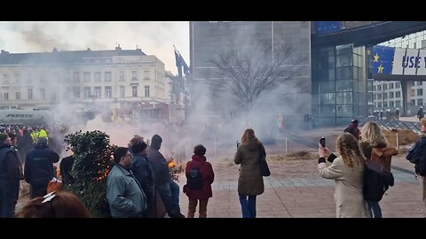 Brussels BE: Farmers Stand Off Continues Outside EU Parliament