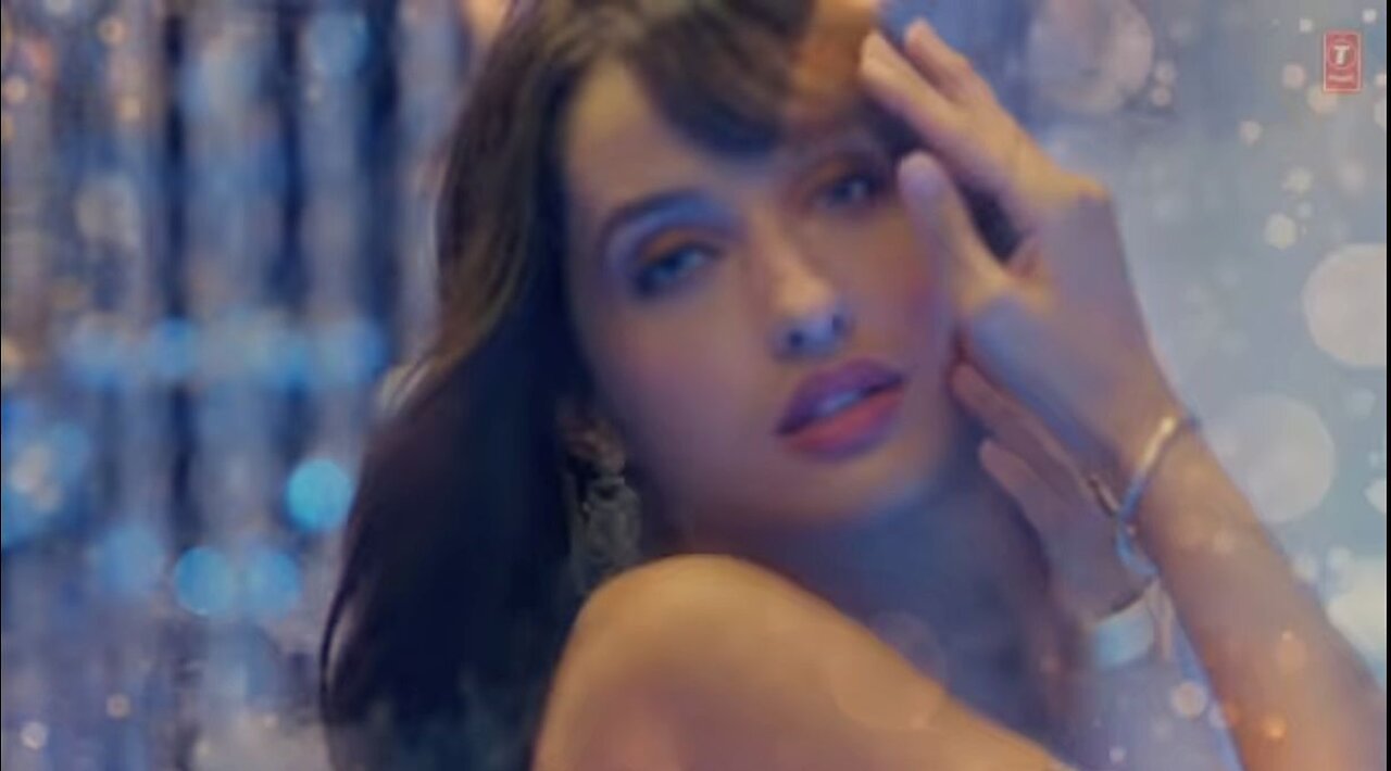 Dilbar dilbar ( Nora fatehi) hot song