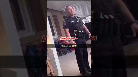 This brave cop is in a lot of danger 👮‍♂️