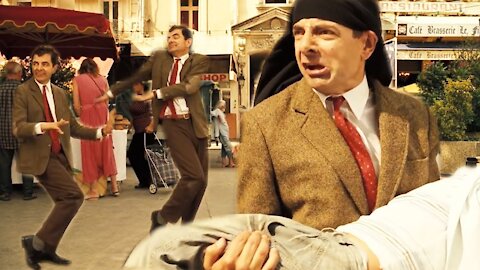 Incredible Street Performers! | Mr Bean's Holiday | Mr Bean Funny