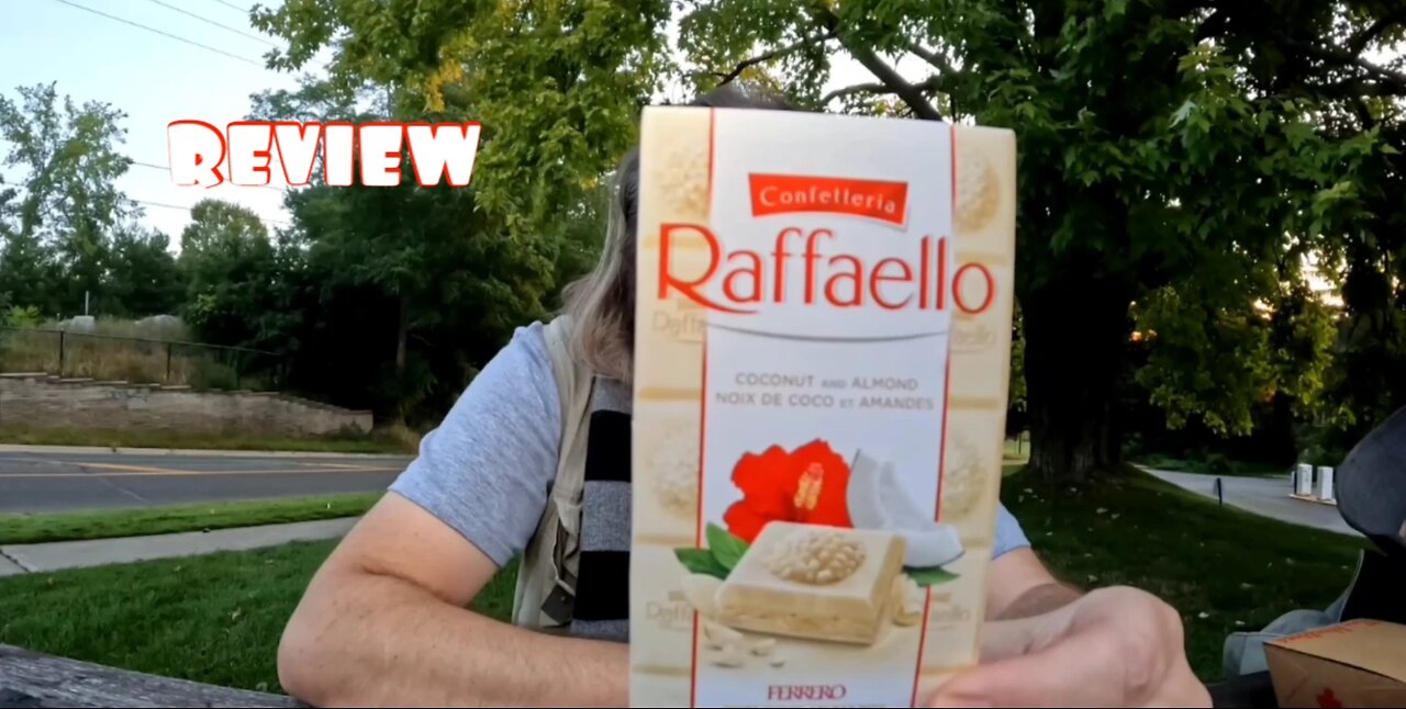 Raffaello white chocolate coconut & almonds bar Review