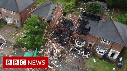 Woman_found_dead_following_major_gas_explosion_in_England_-_98NEWS