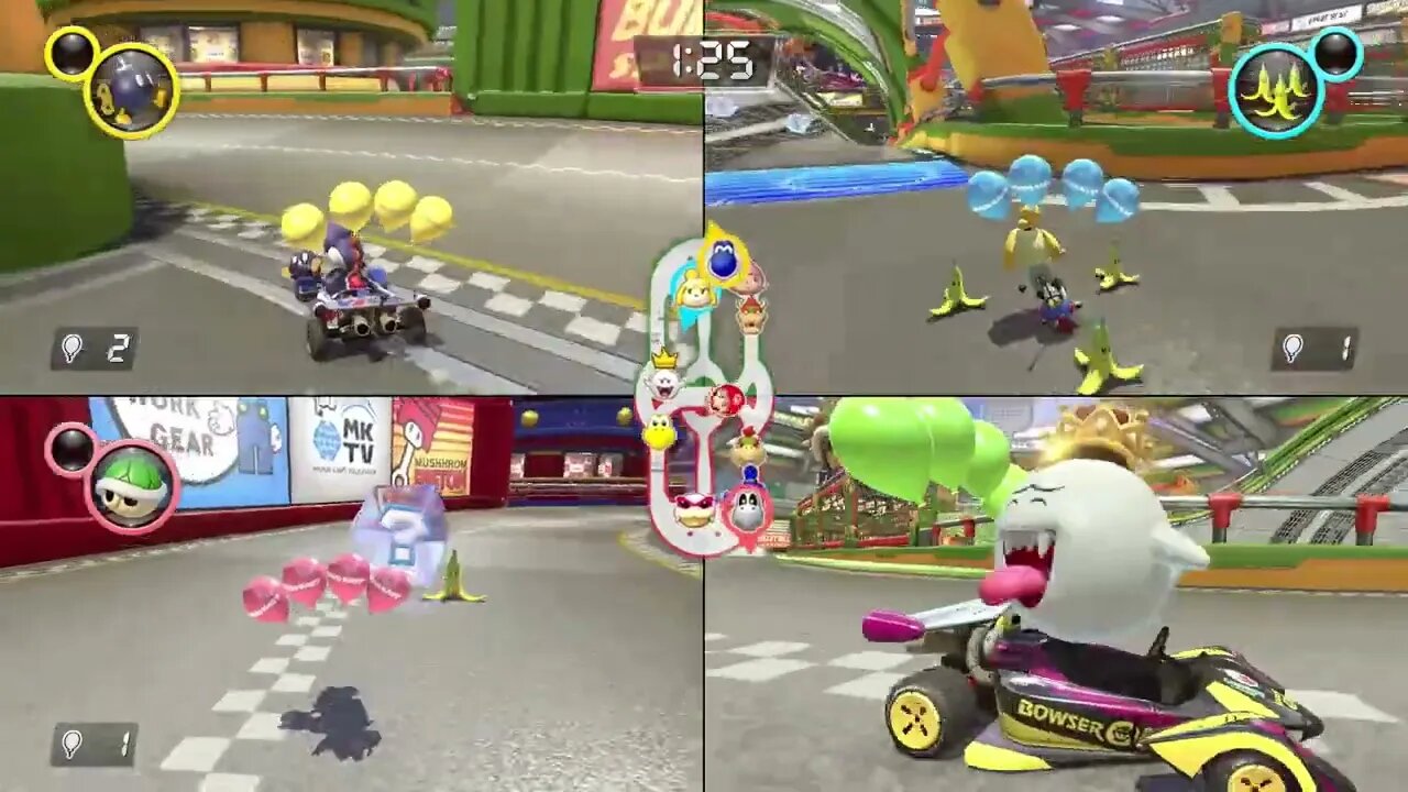 Three-way Balloon battle on mario kart