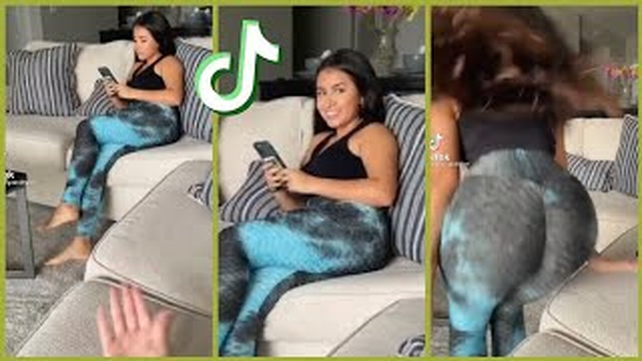 She wants him to grab her a** ??! 😜 Tiktok couple pranks