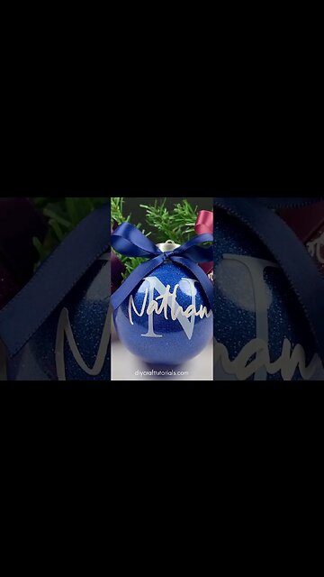 CHRISTMAS ORNAMENT IDEA WITH GLITTER #shorts