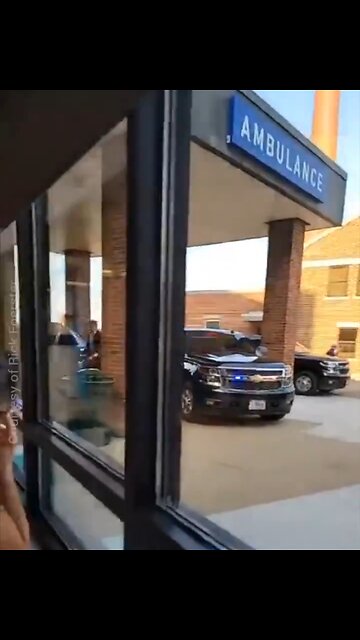 "He's Walking!" The Moment Trump Walks Into Hospital After Assassination Attempt