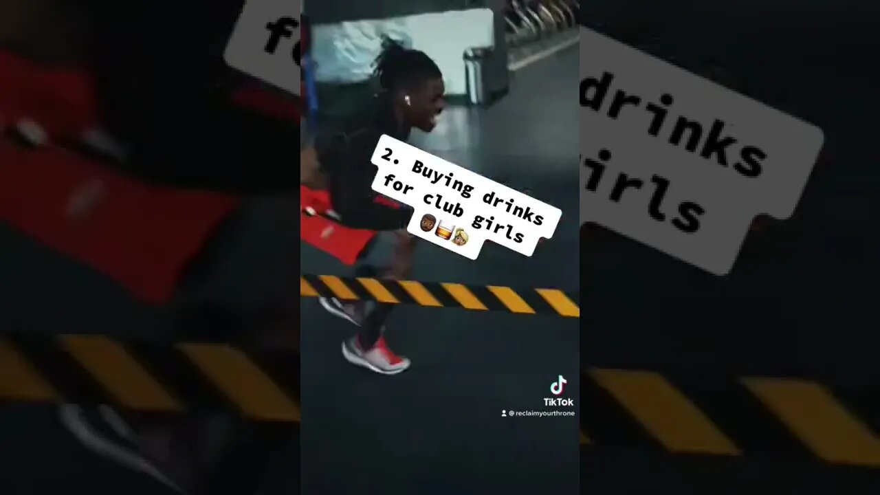 3 bad habits men have while in the club 👑