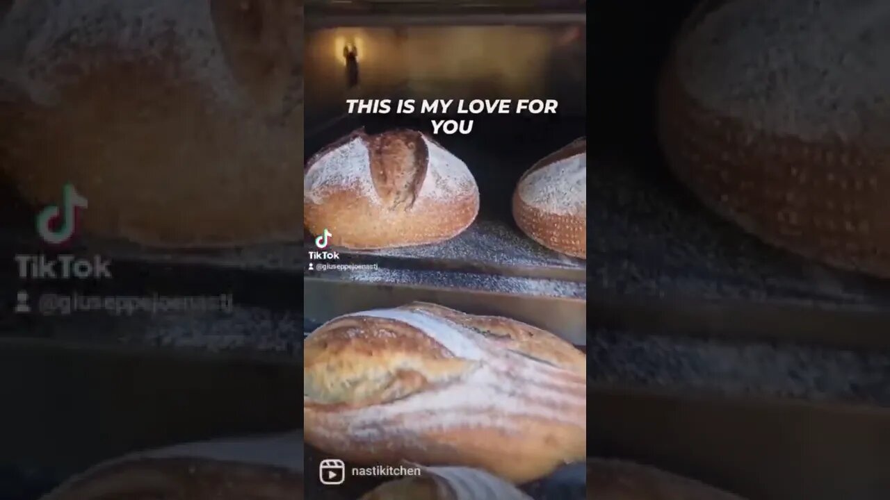 PICO PLUS BAKES THE BEST SOURDOUGH