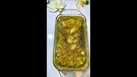 Garlic infused oil #garlicconfit