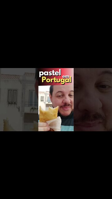 Comendo Pastel em Portugal