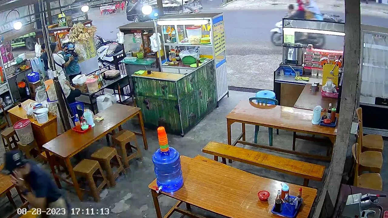 CCTV ‼️Detik-detik sebelum terjadinya tabrak lari #kecelakaan #contentcreator