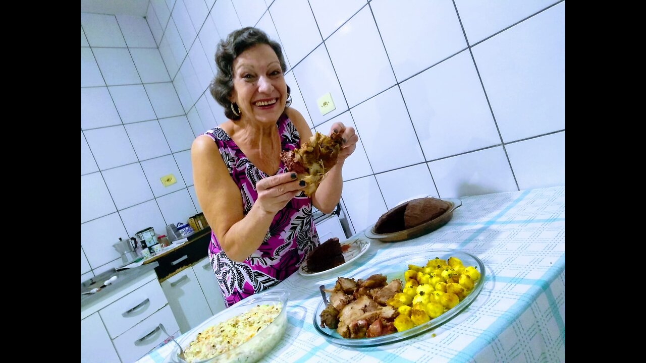 chicken salpicao, pork knuckle, APAIXONADOS cake