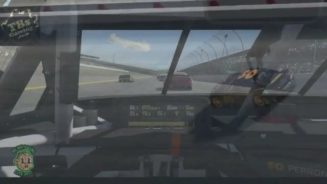 Check out what happens behind me. #iracing #crashes #simracing #nascar #bigboyracing