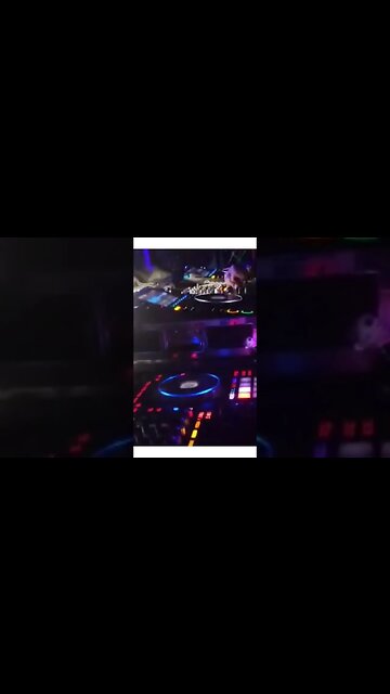 Shether Broken on the decks What? #mixedupmikeshow