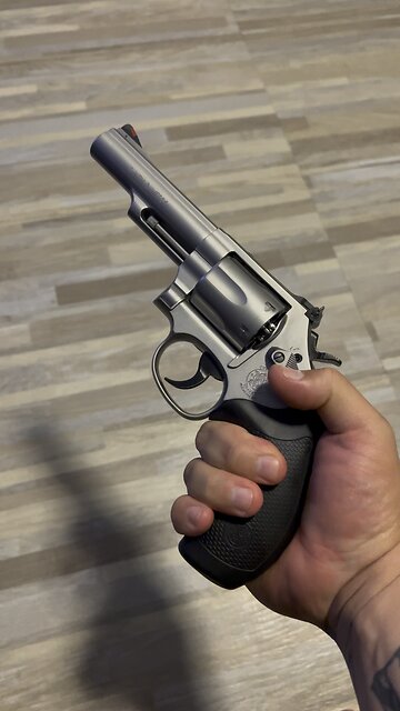 Smith & Wesson model 66