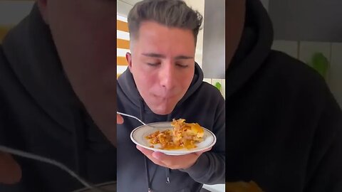 TESTAM MUSACA FACUTA DE MAMI #oguritamica #mancaciosul #mancare #musaca