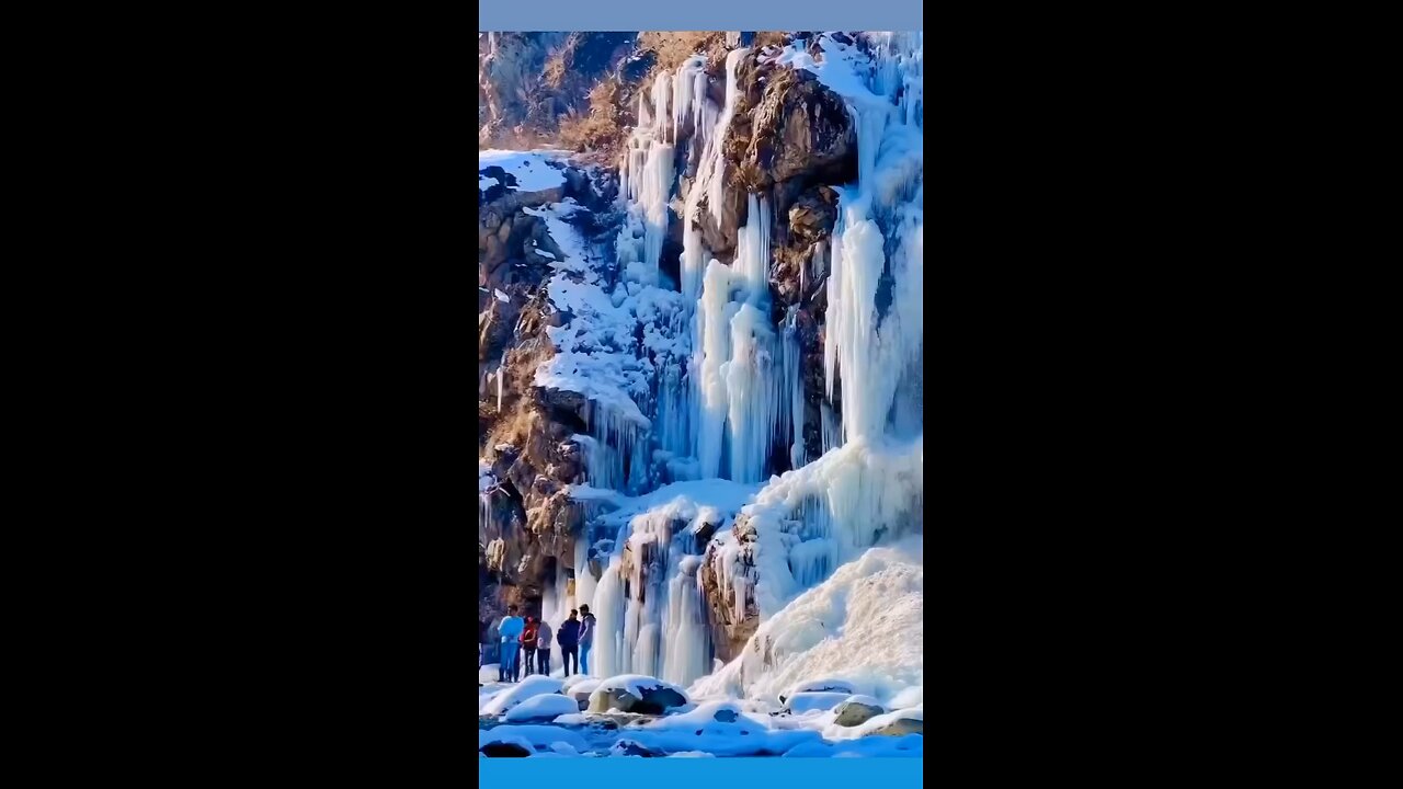 Frozen water fall