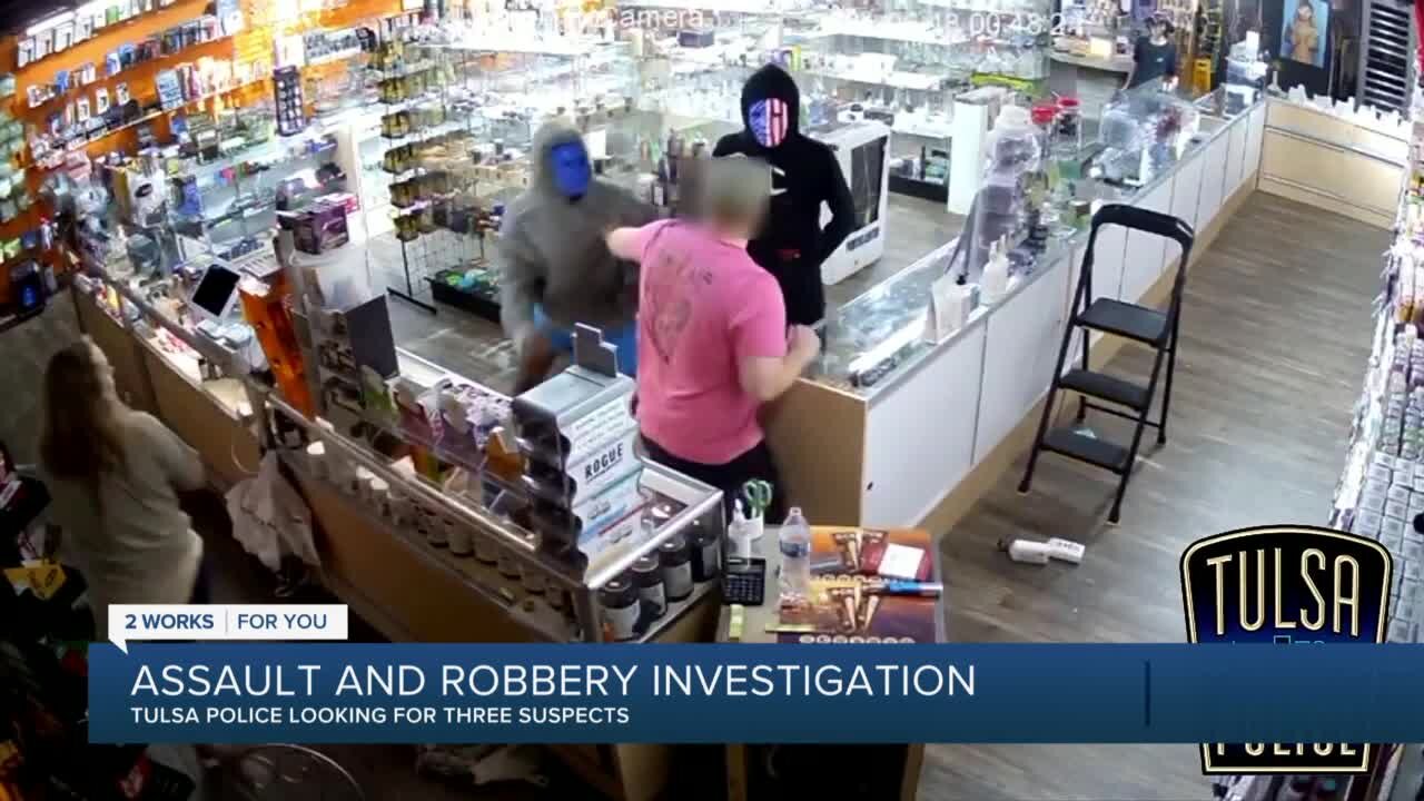 Tulsa police searching for suspects after assault, robbery at smoke shop