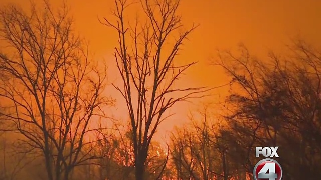 Wildfire forces Tennessee residents out