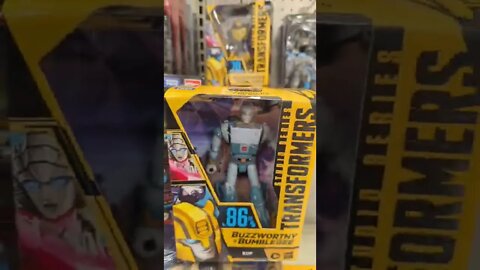 New Buzzworthy Bumblebee Figures - B-127 (70BB) and Kup (86.02BB) - Rodimusbill New Toy Sightiny