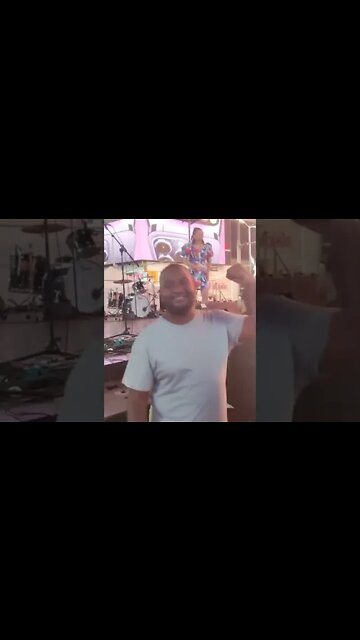 #fitricarlina #timessquare #dance #newyork #indopop #newyorkcity #indopopmusic 9/9/2022 #nyc #night