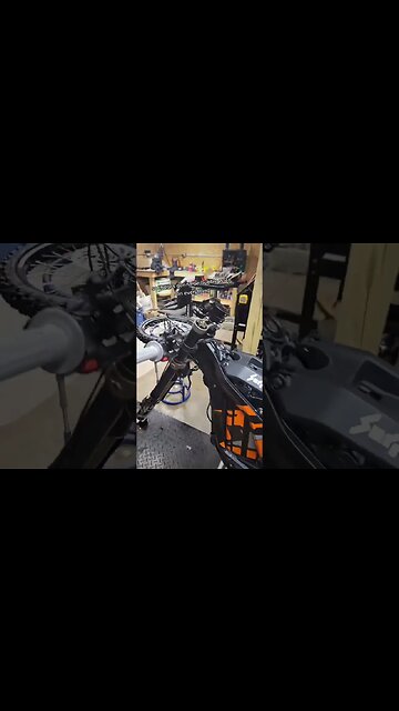 What does it take to assemble a Surron Light Bee X from @AOMC ?