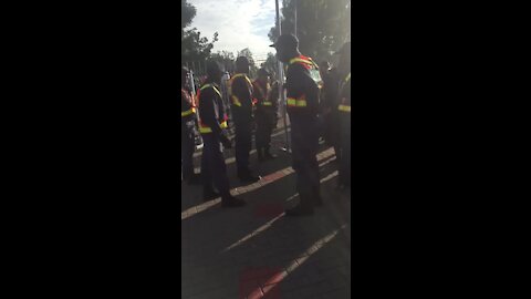 UPDATE 1 - PICS: Mourners arrive for funeral of Madikizela-Mandela in Johannesburg (imT)