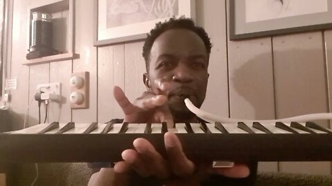 How long can I hold one note on a melodica