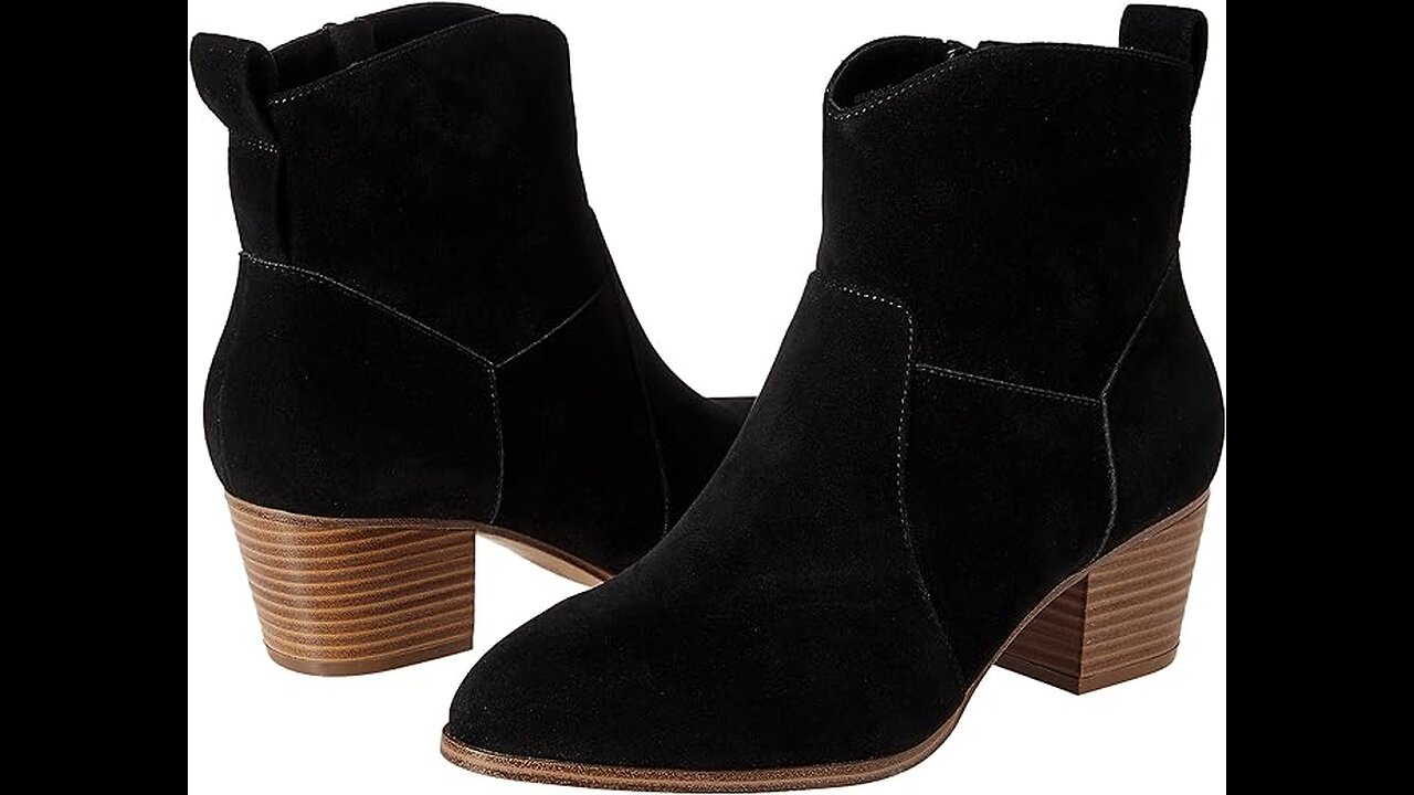 Amazon Essentials Women's Western Ankle Boots