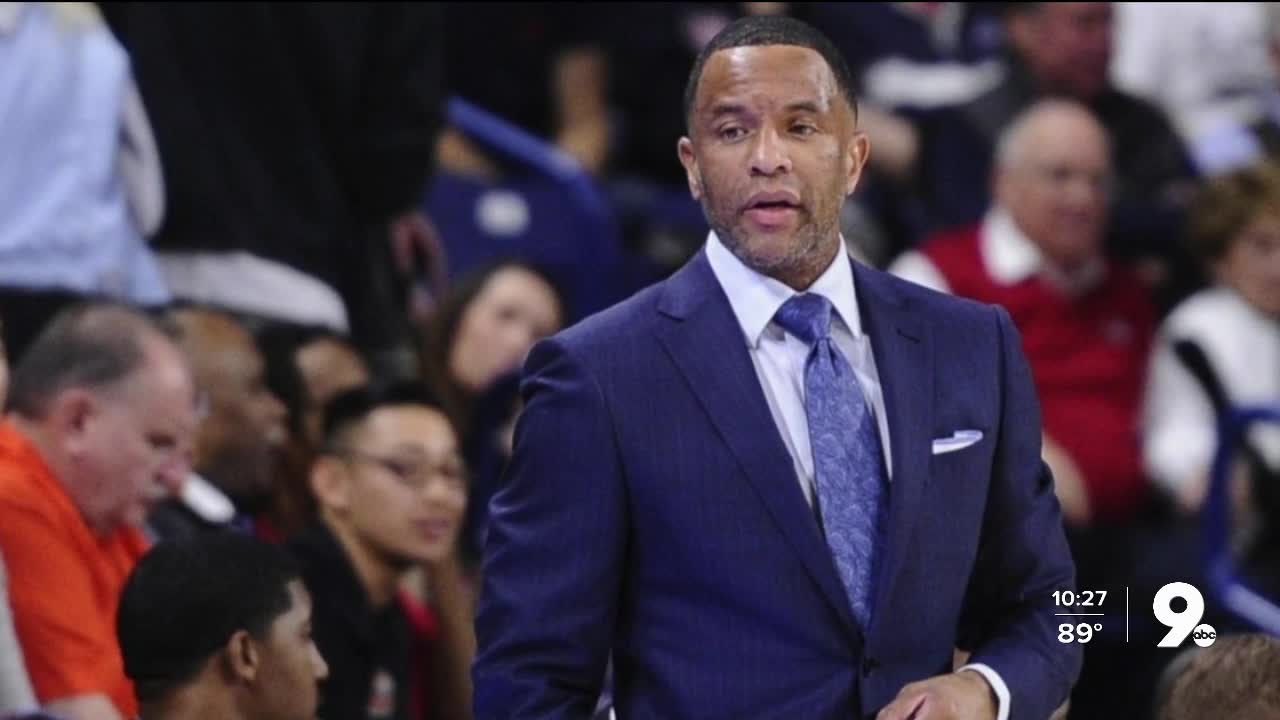 Damon Stoudamire signs contract extension with Pacific