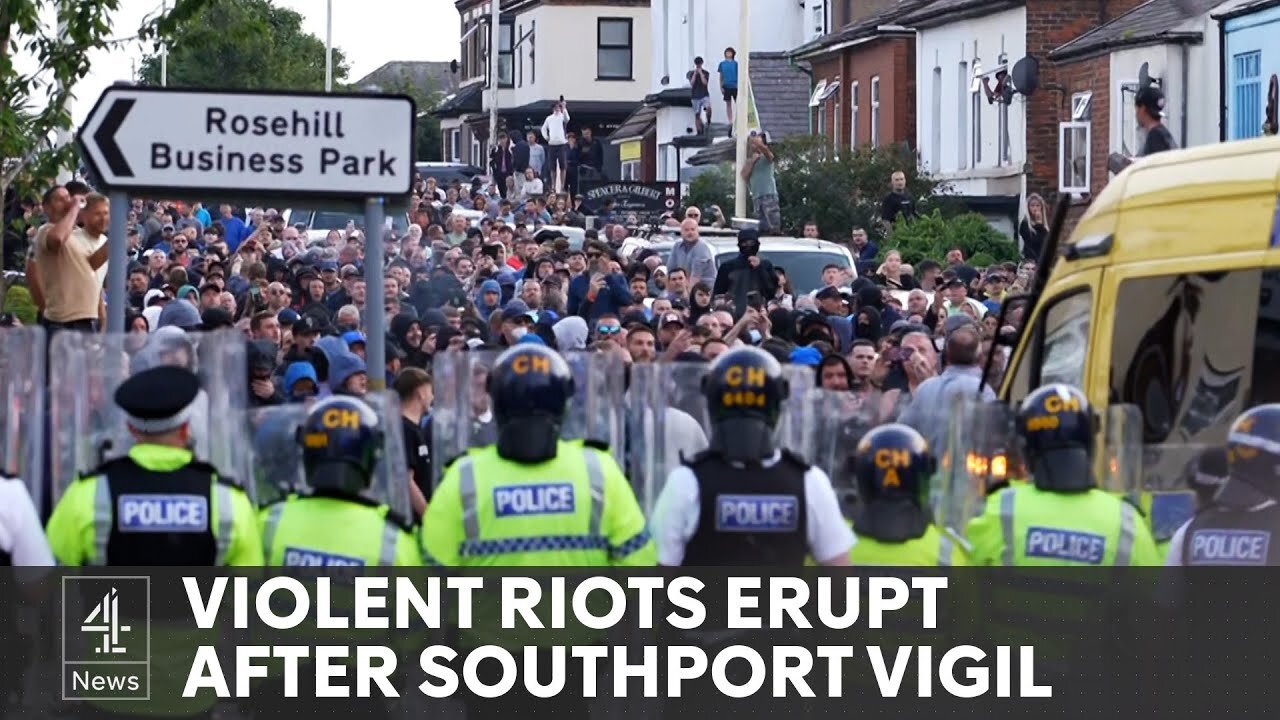 Police injured in Southport riots after stabbing of children | NE ✅