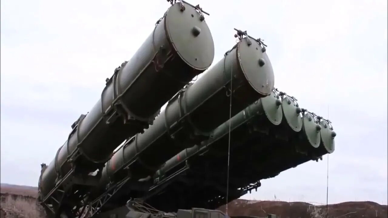 Russian S 300VM firing out of the Dondass region headed to Ukraine positions.