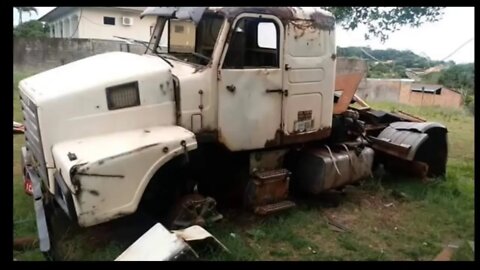 Caminhões Abandonados Parte 44