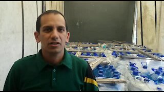 SOUTH AFRICA - Cape Town - Gift of the Givers load water for Grahamstown (Video) (rAq)