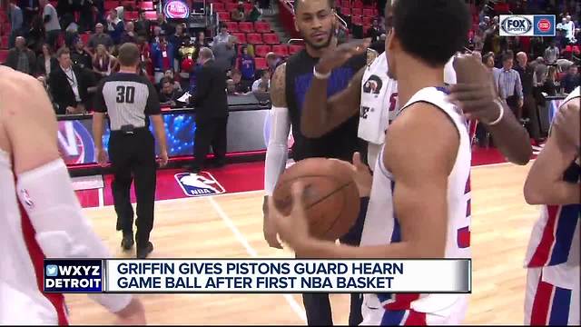 Blake Griffin seeks out game ball, gives it to Reggie Hearn after first NBA points